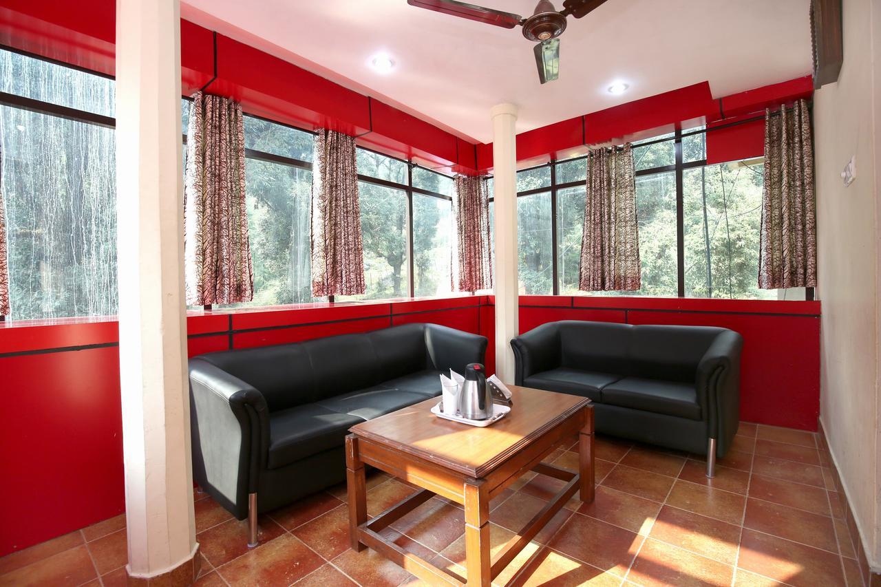 Oyo 9942 Hotel Ravine 达兰萨拉 外观 照片